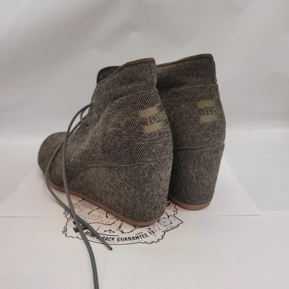 TOMS Desert Wedge Womens Olive Herringbone Lace Up Booties Shoes Size 6W